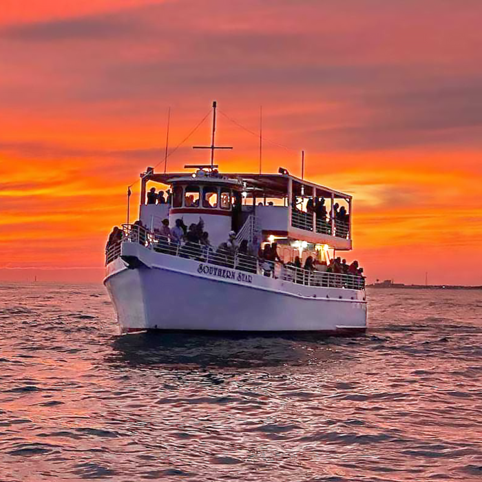 Sunset Dolphin Cruise in Destin, FL | Southern Star